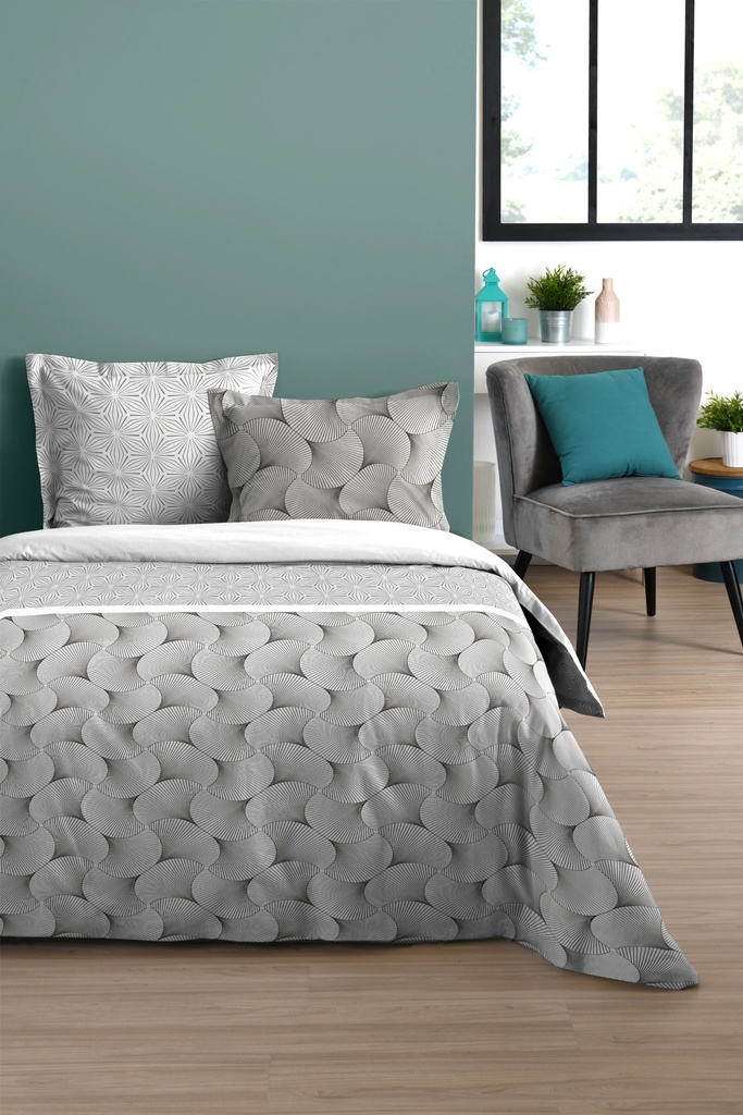 PARRURE DE LIT CANBERRA HC 240X220+2T63X63
100%COTON 