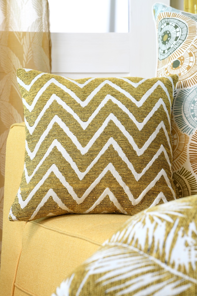 COUSSIN ORPHEA 40X40
CURRY 100% PE